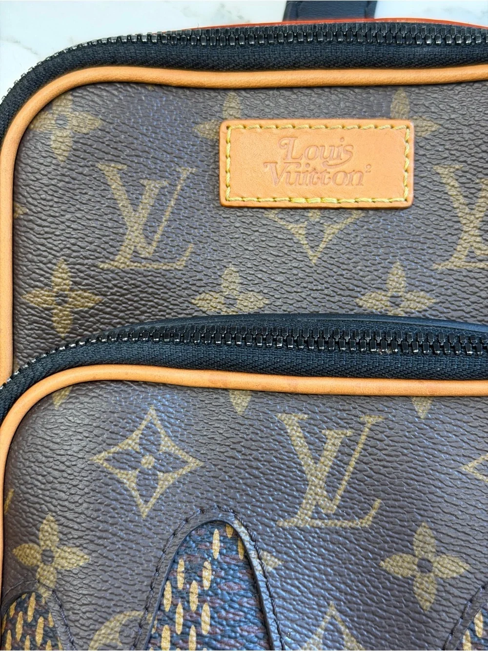 Louis Vuitton compact louis